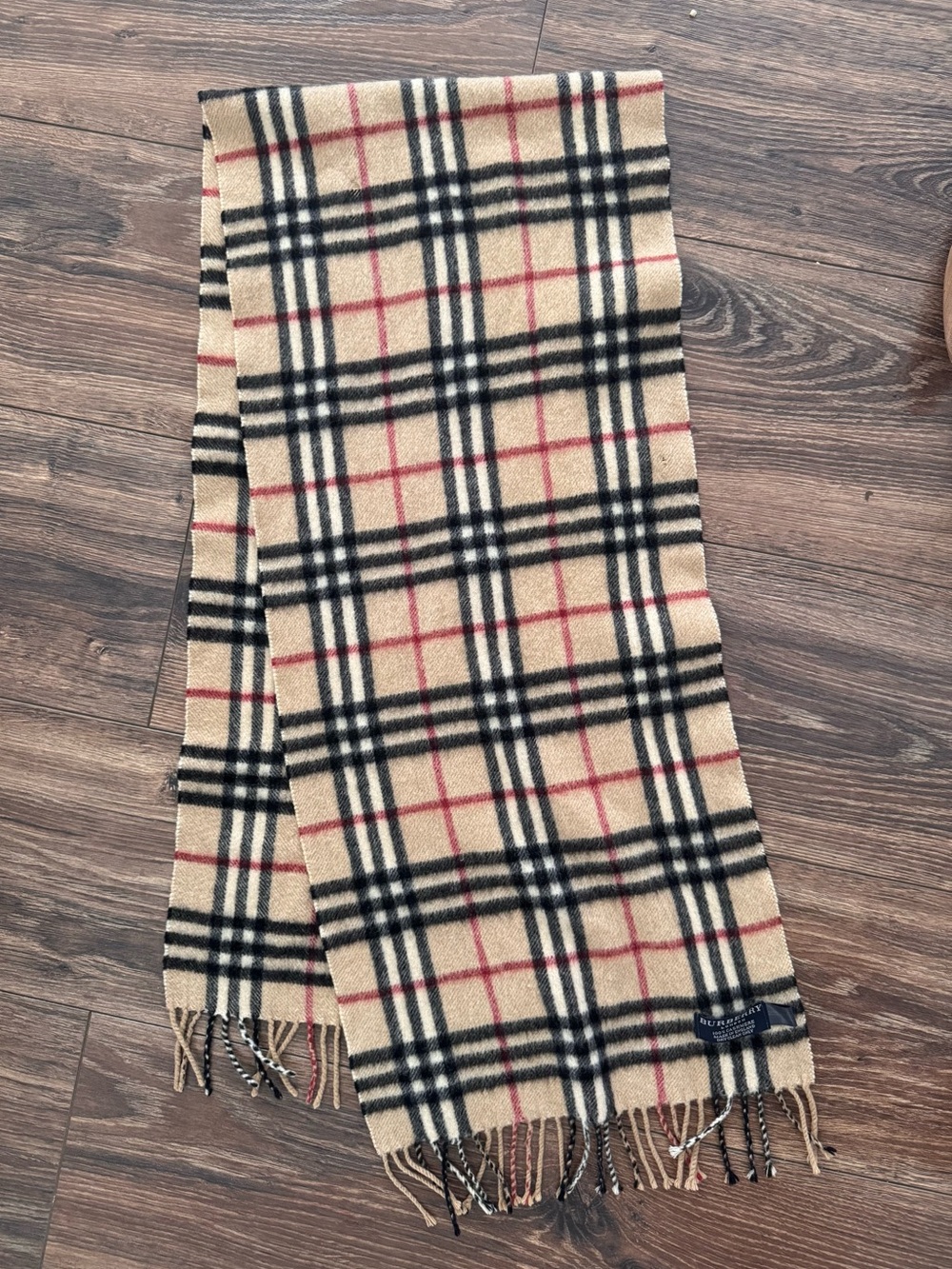 Burberry Classic Beige Cashmere Check Scarf